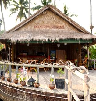 PC: Tatai Riverfront Lodge